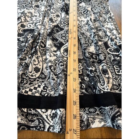 Ellen Tracy Women's Yours to Love Flutter Sleeve Paisley Top Size Large - Picture 7 of 7